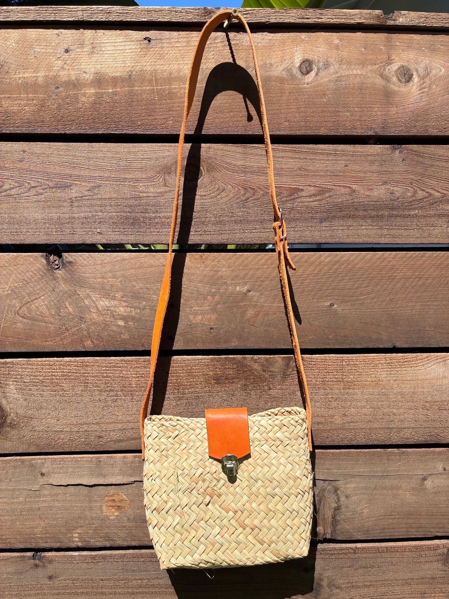 Bolsa de palma clásica crossbody