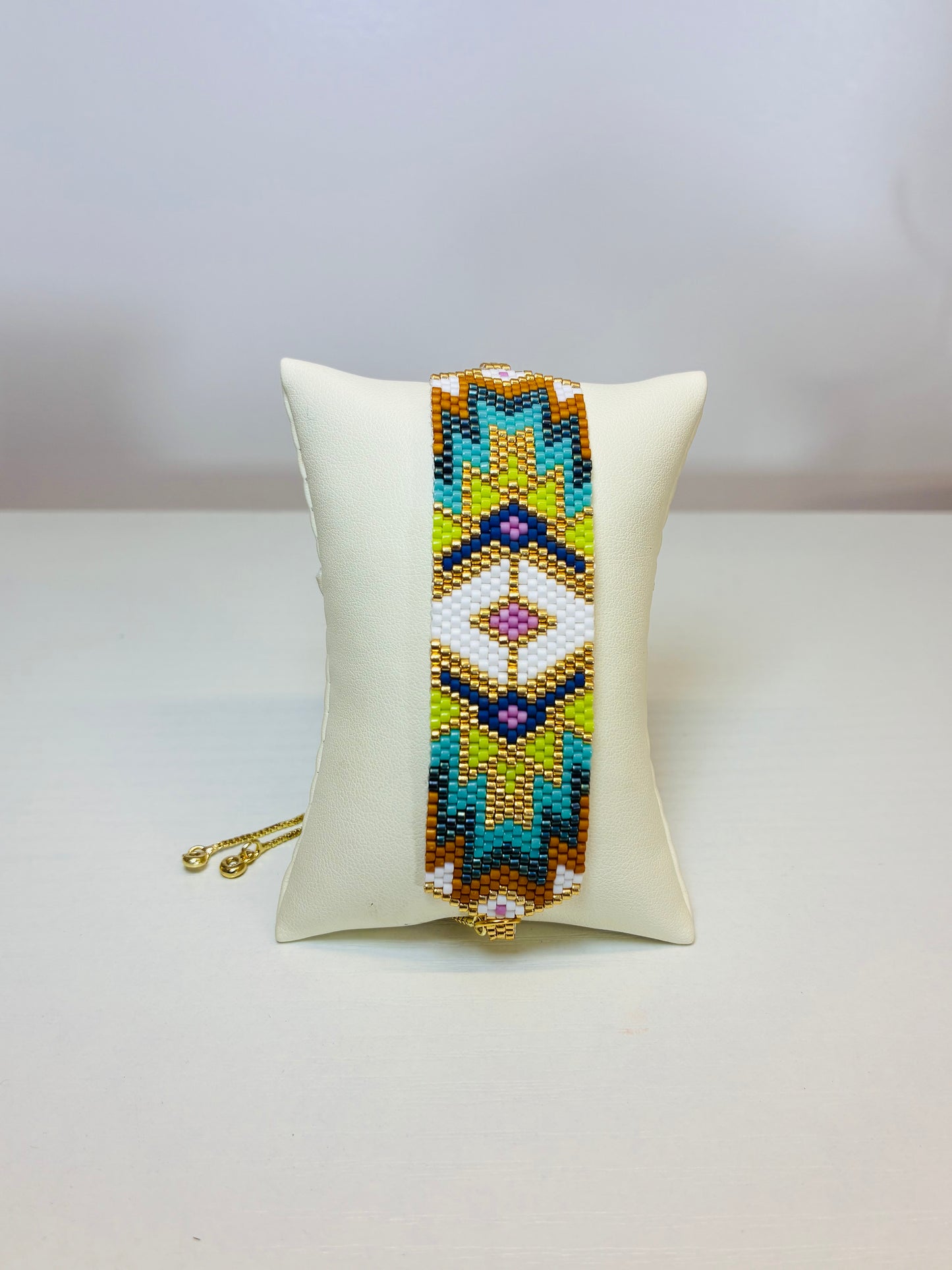 Brazalete Miyuki Tribal