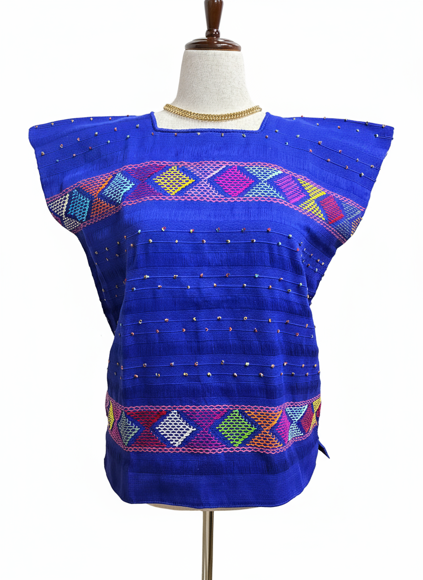 Blusa de Telar Deshilado & Nudito con fondo blanco