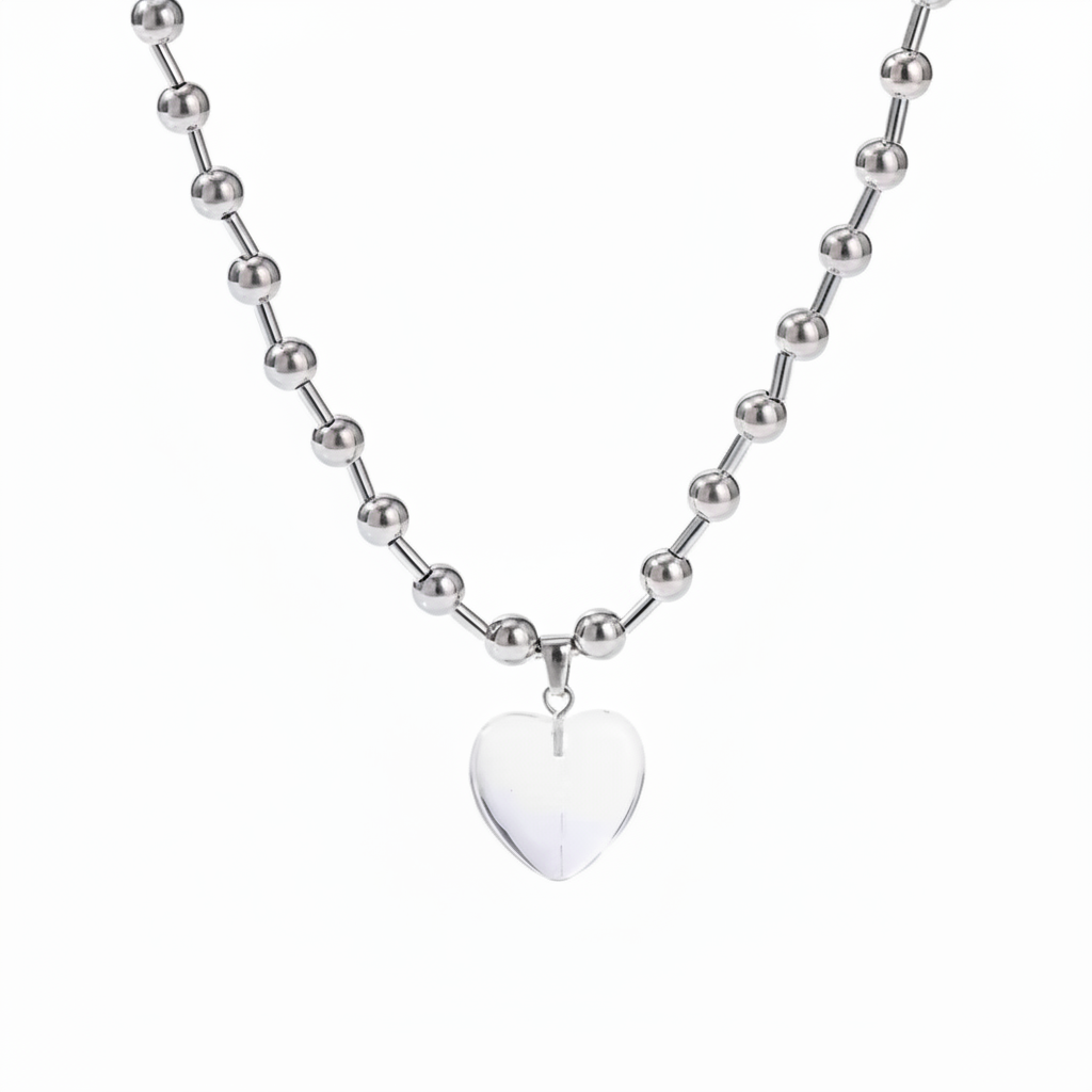 Collar plata sin texto fondo blanco