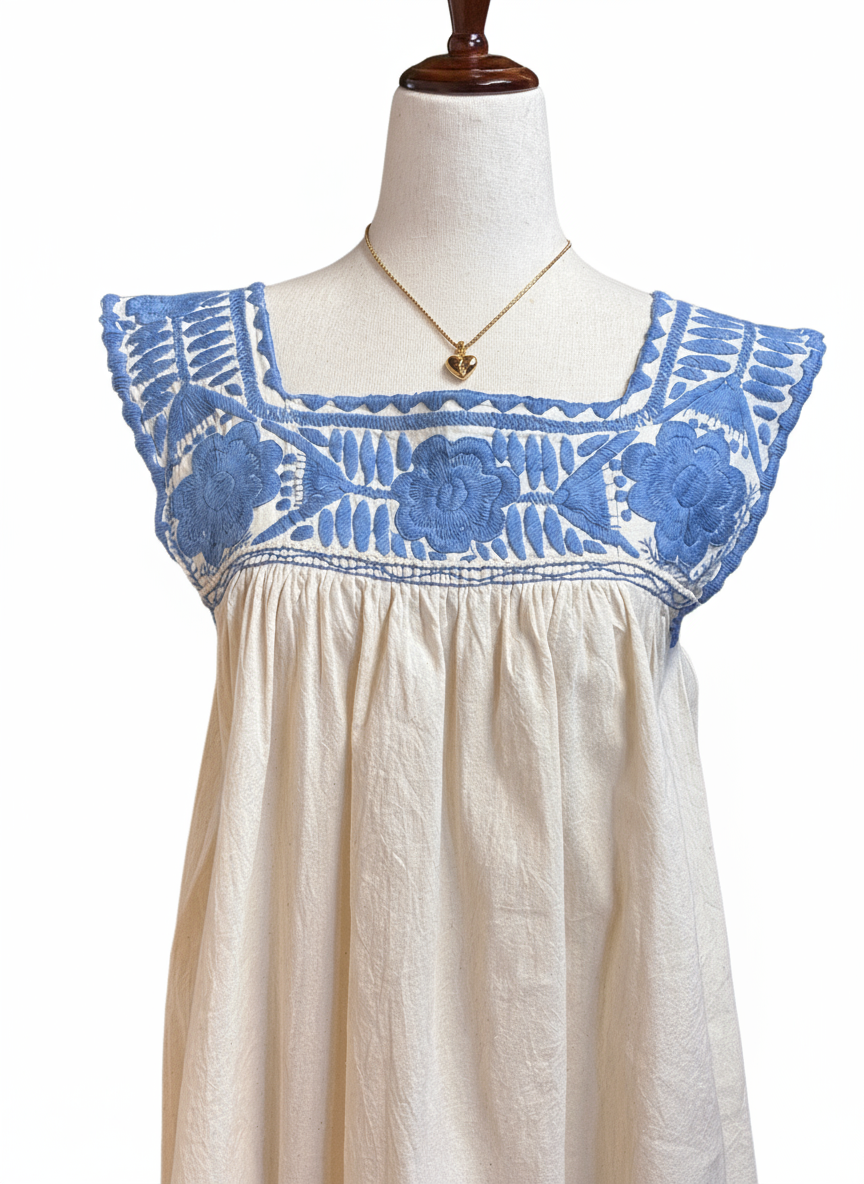 Vestido Rococo Fino con fondo blanco - Imagen 1