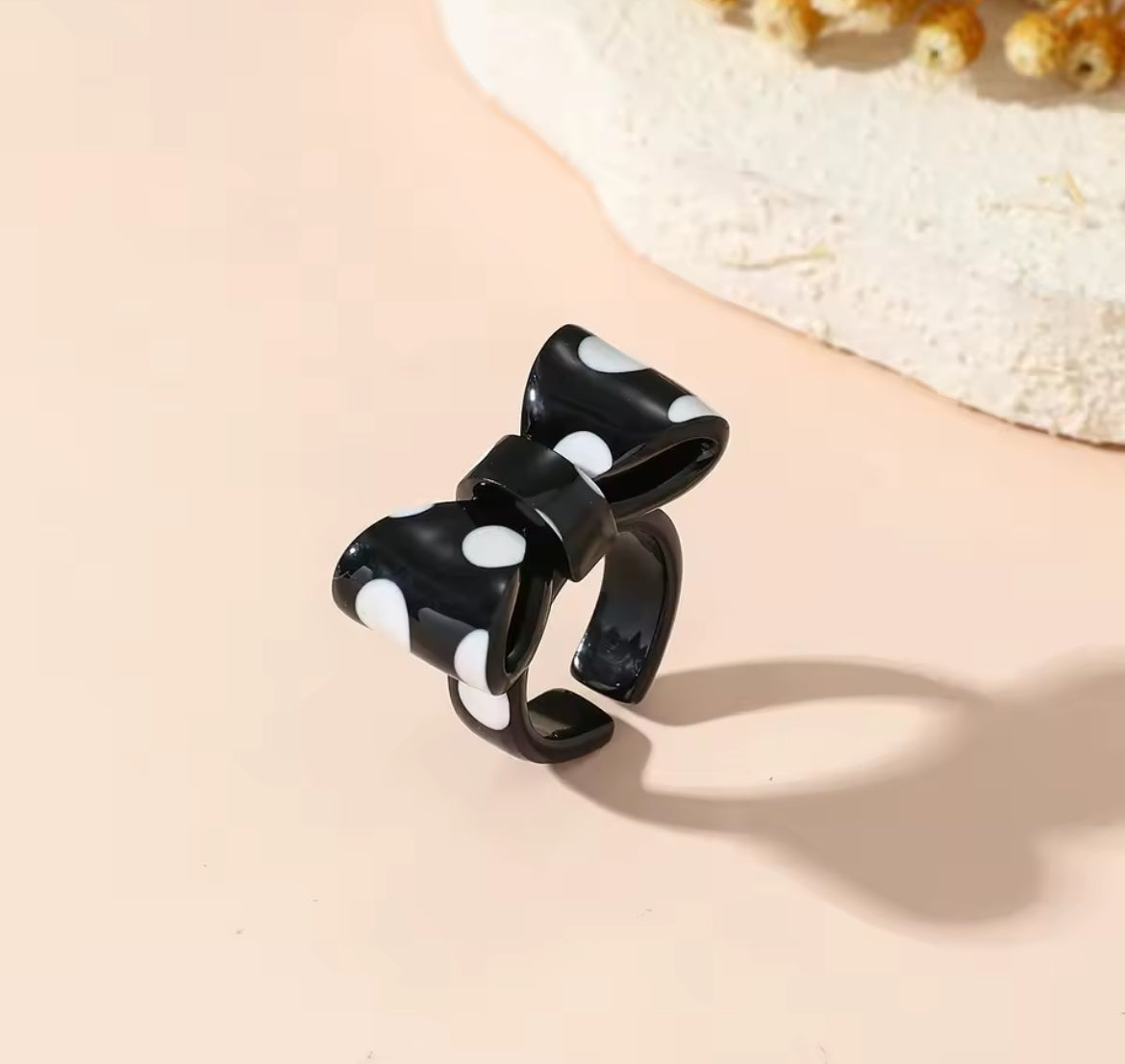 Anillo Moño de Resina