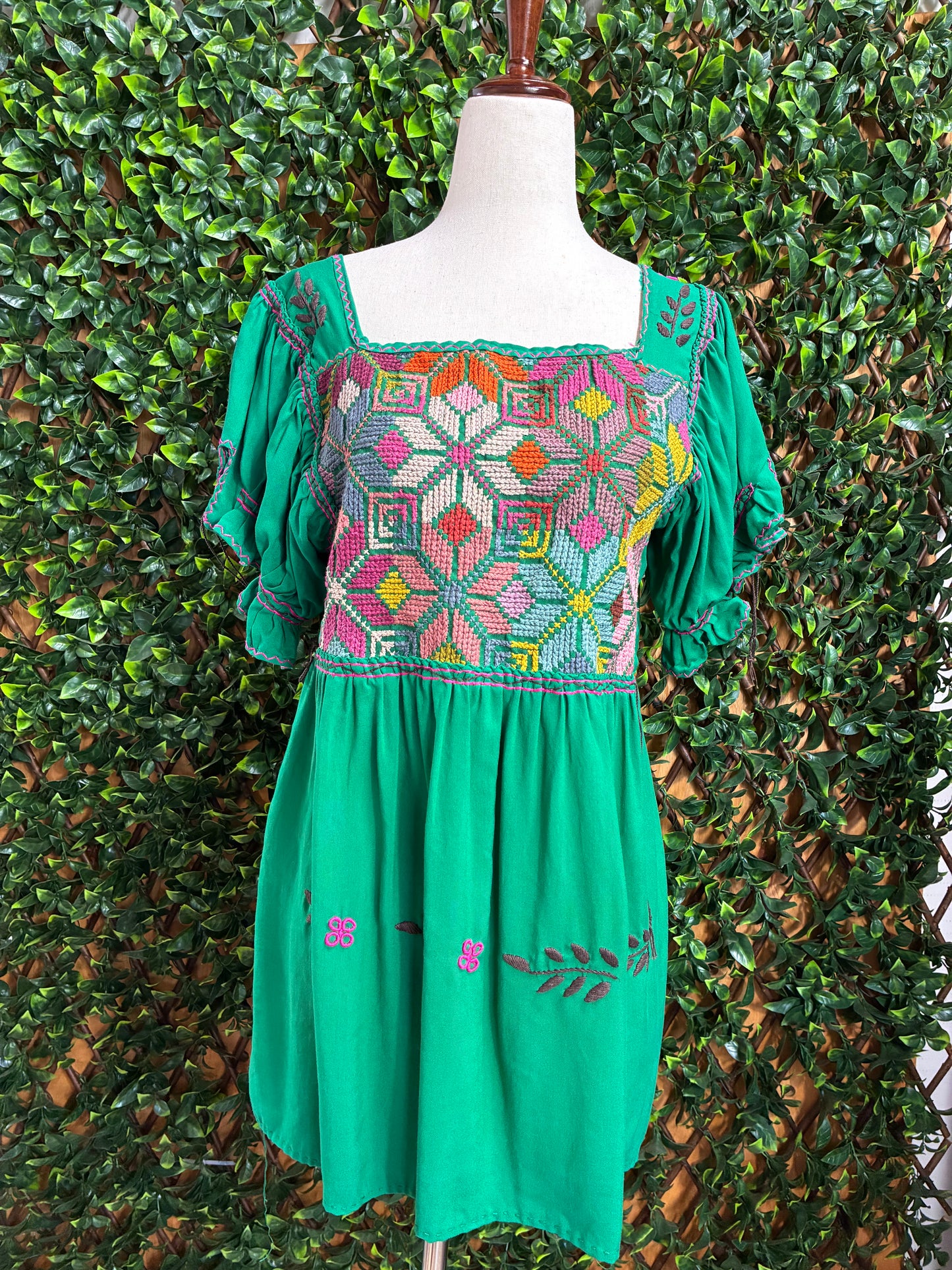 Blusón Punto de Cruz manga corta