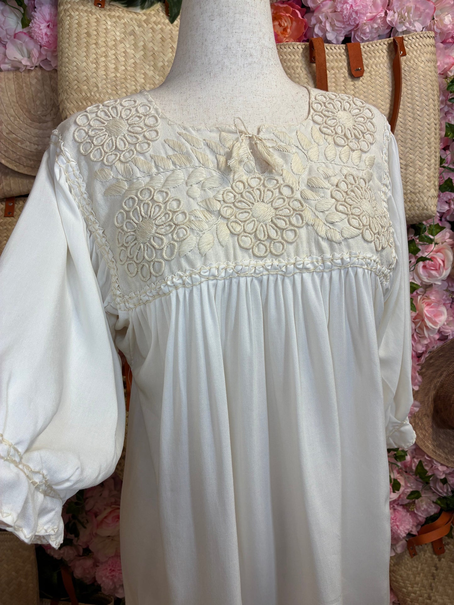Blusa Bordado Rococó L