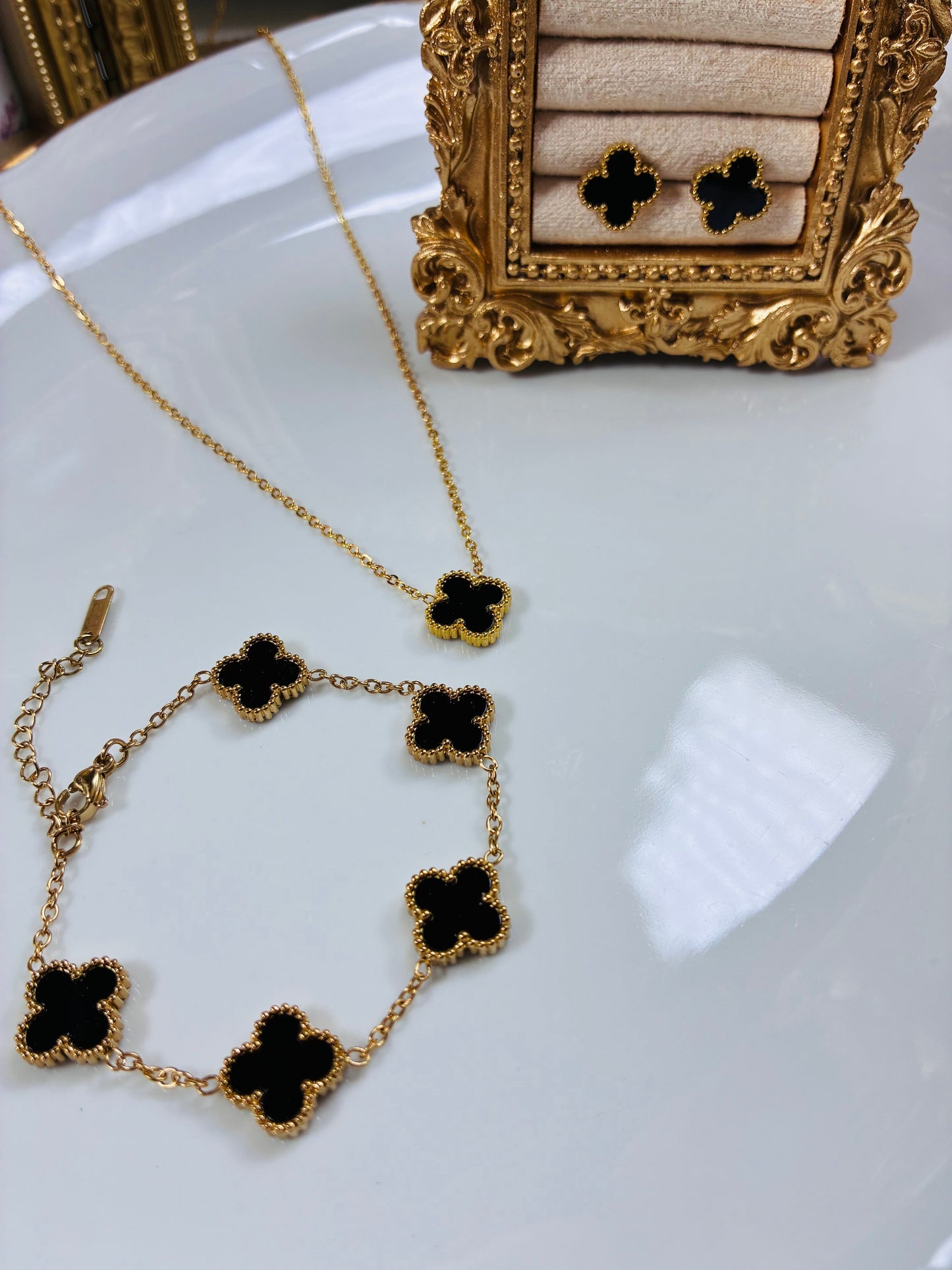 Set Clover