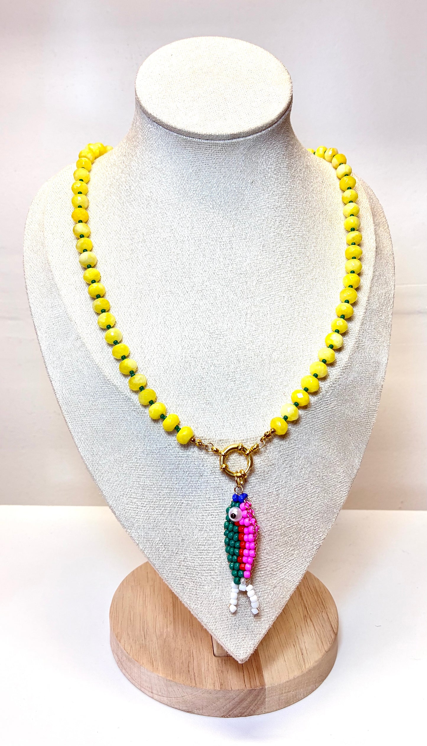 Collar Jade Pez