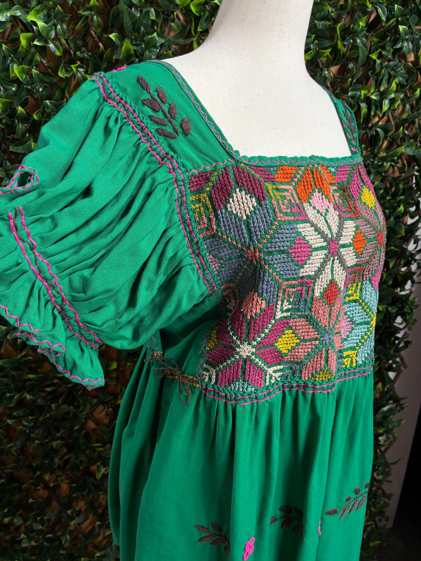 Blusón Punto de Cruz manga corta