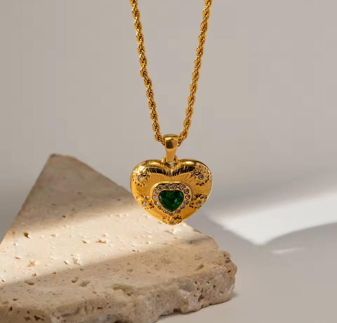 Collar Corazón Verde