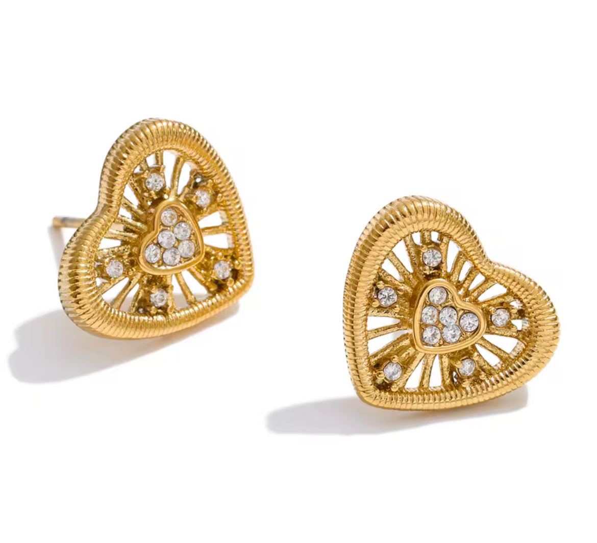 Aretes Corazón Calado