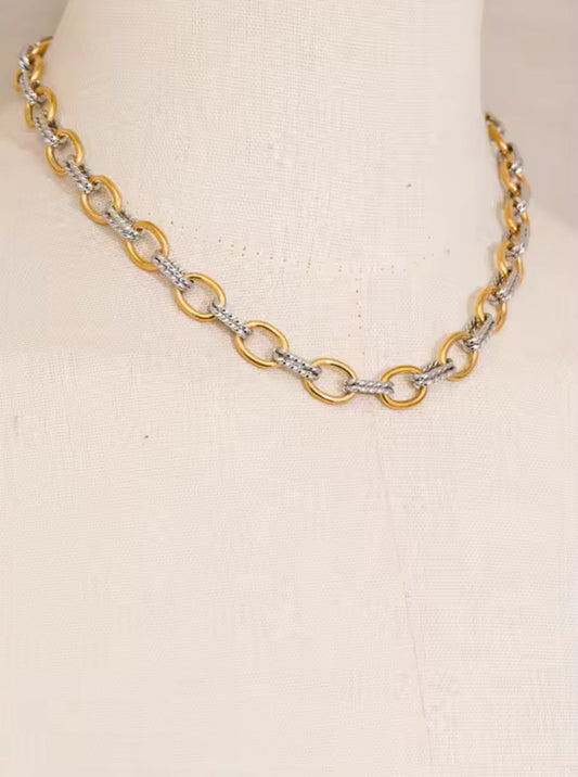 Collar Lucero