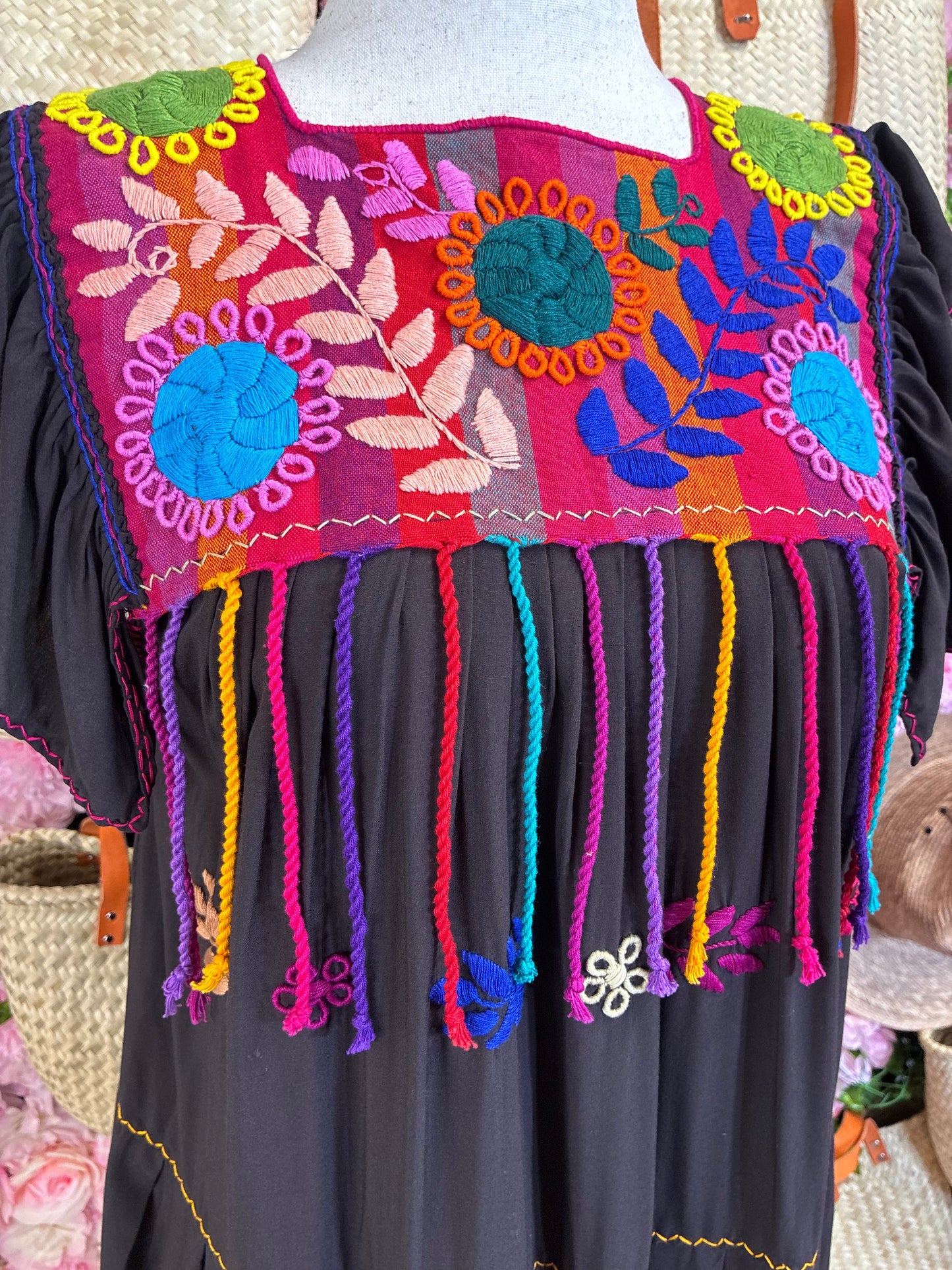 Vestido Bordado Rococó