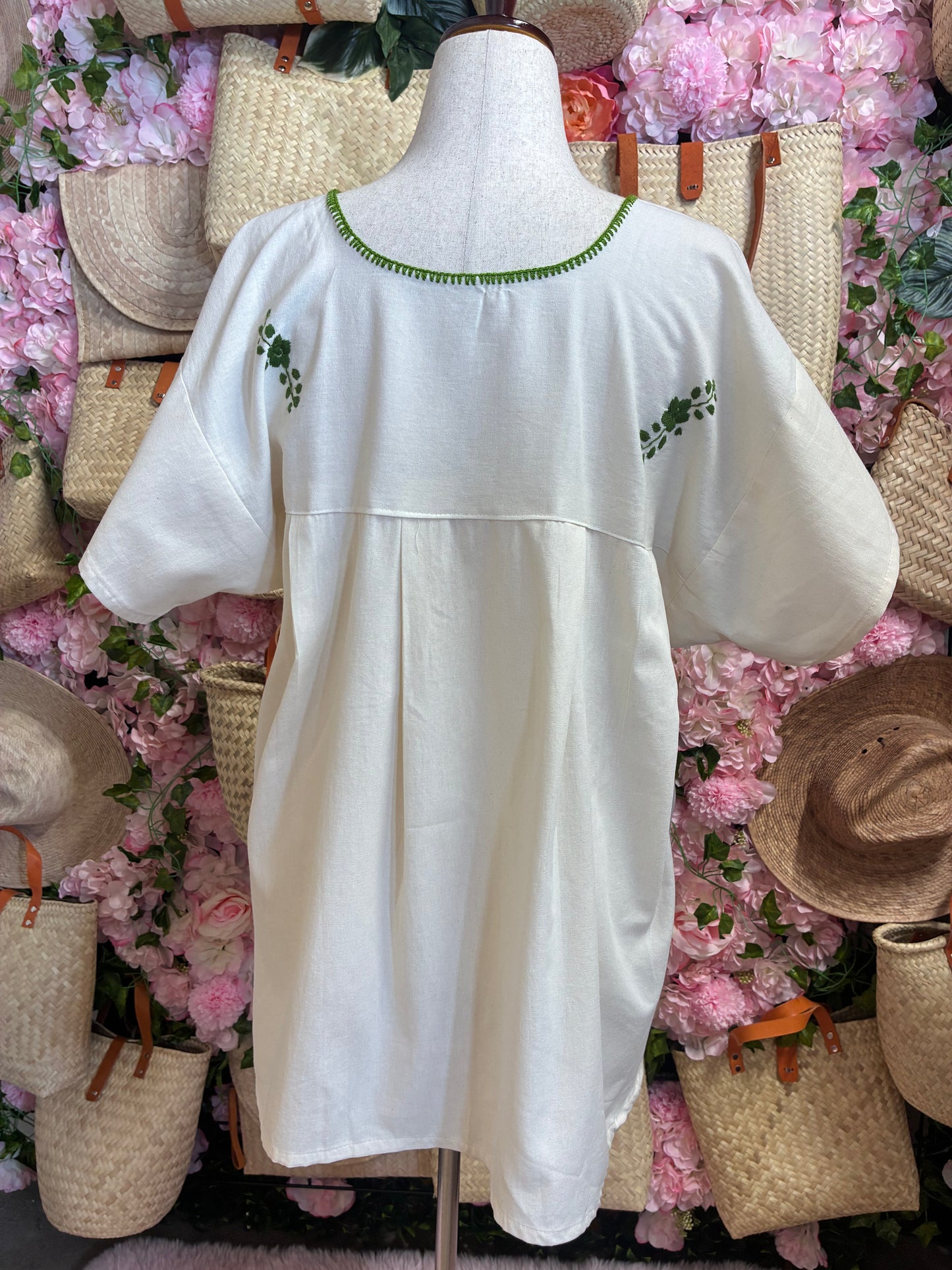 Blusa Chanel bordado de mano