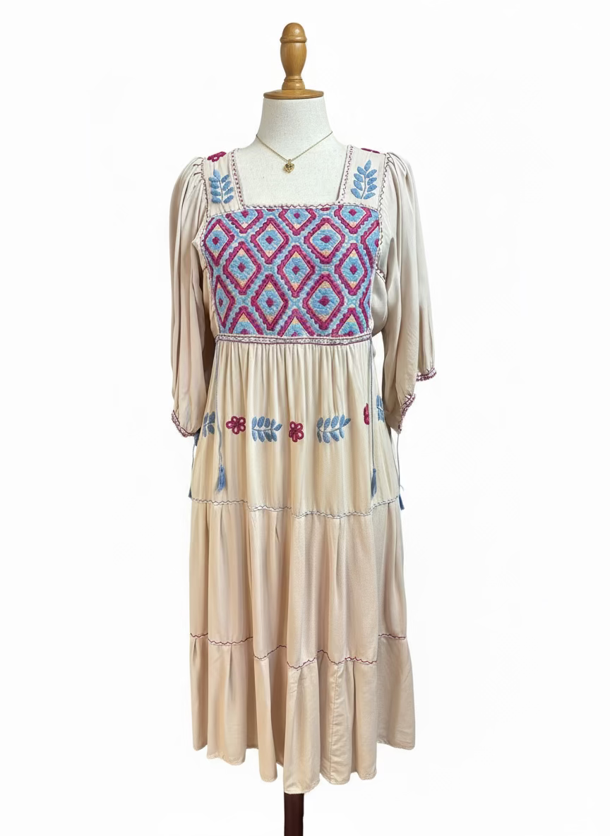 Vestido Bordado San Andrés Larrainzar con Rococo - Rayón