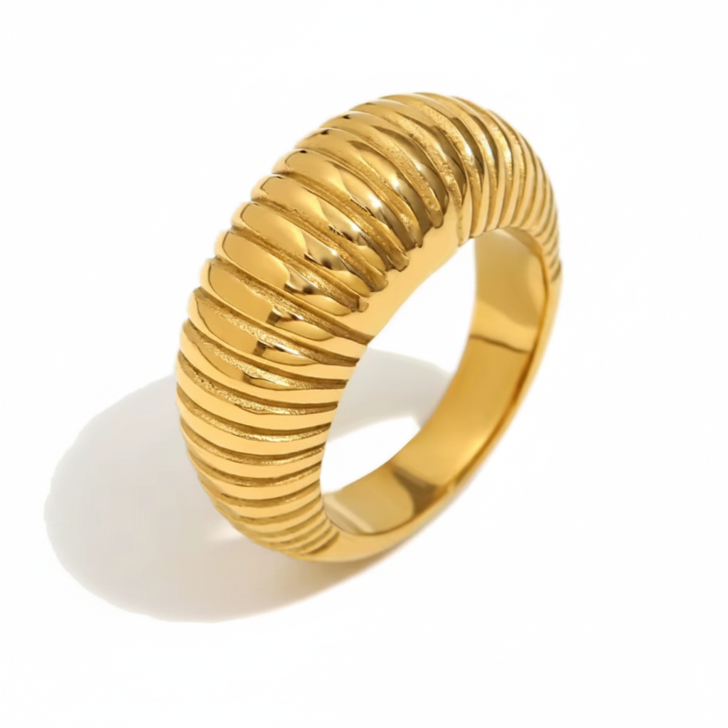 Anillo Texturizado Oro fondo blanco