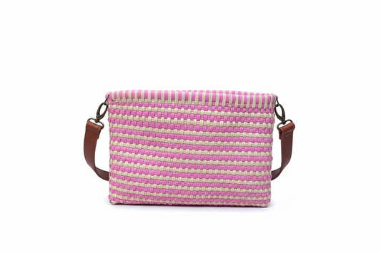 Bolsa con fondo blanco