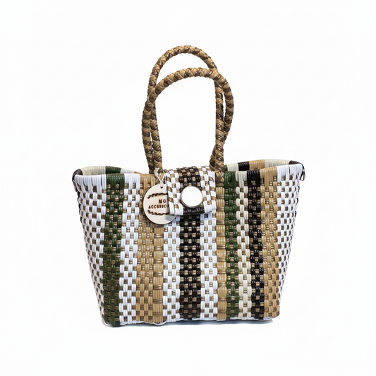 Bolsa Lolita tonos naturales con fondo blanco