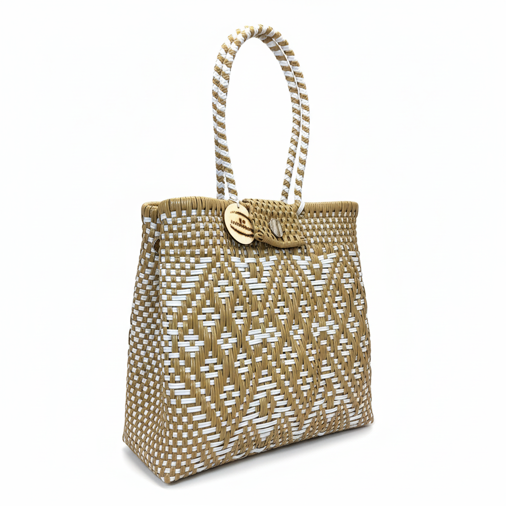 Bolsa María beige y blanco vista lateral con fondo blanco