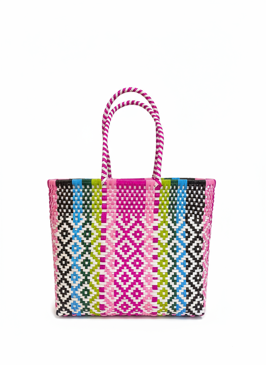 Canasta M con fondo blanco