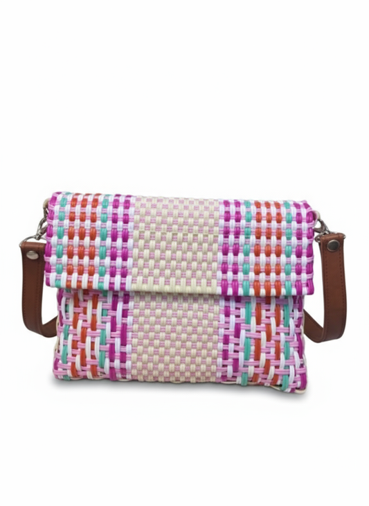 Carteron Lola Rosa con fondo blanco