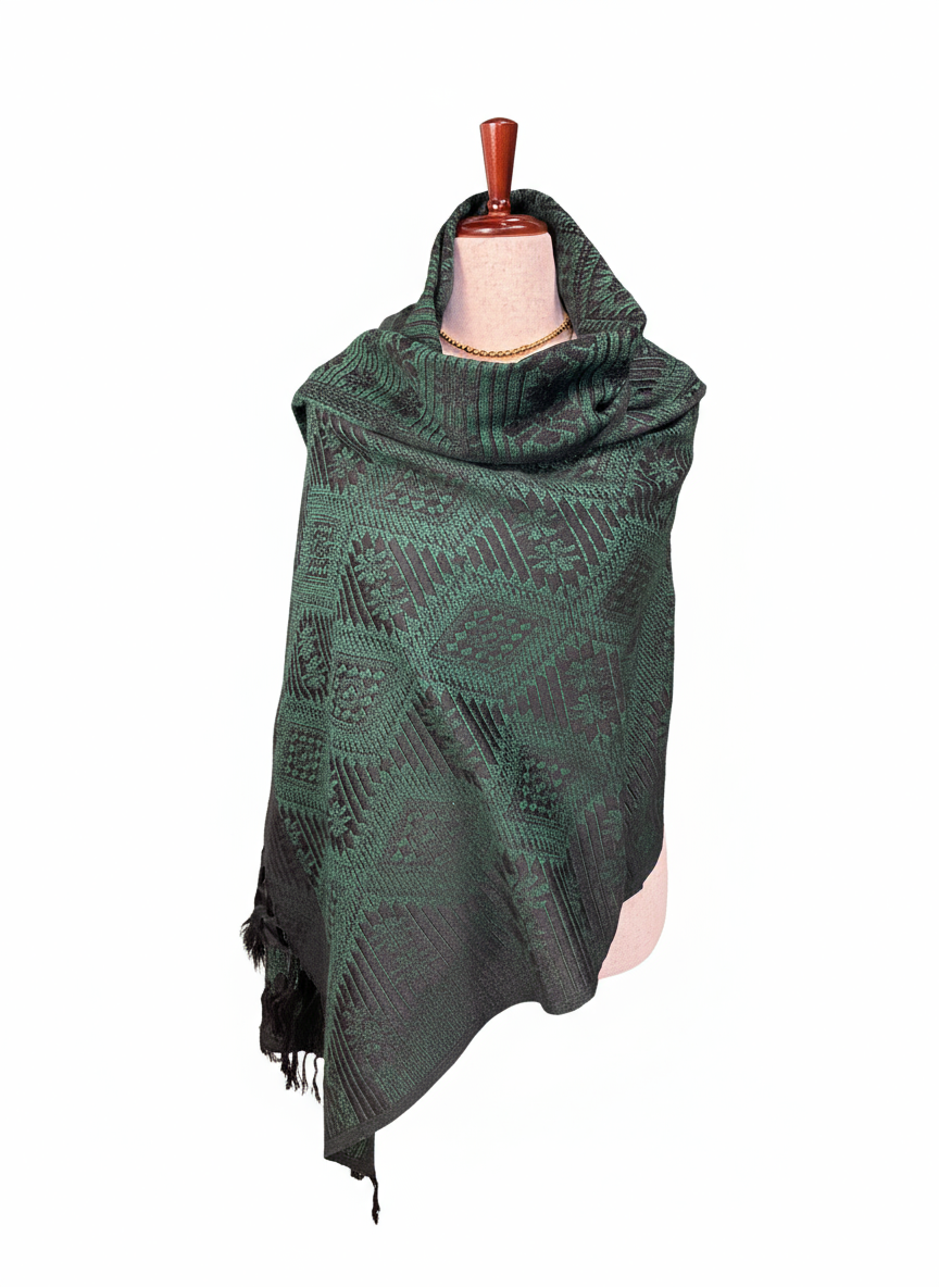Rebozo Elegante Esmeralda con fondo blanco