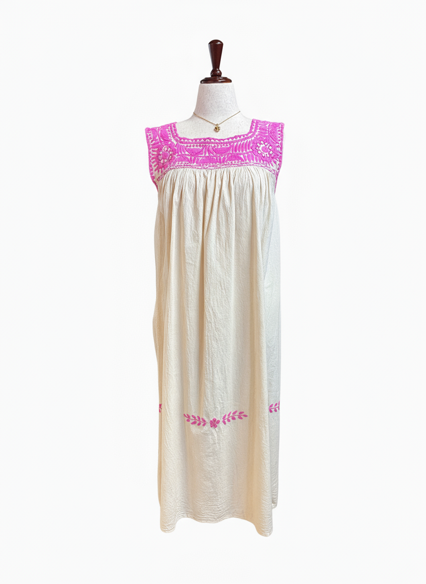 Vestido con fondo blanco - Imagen 2